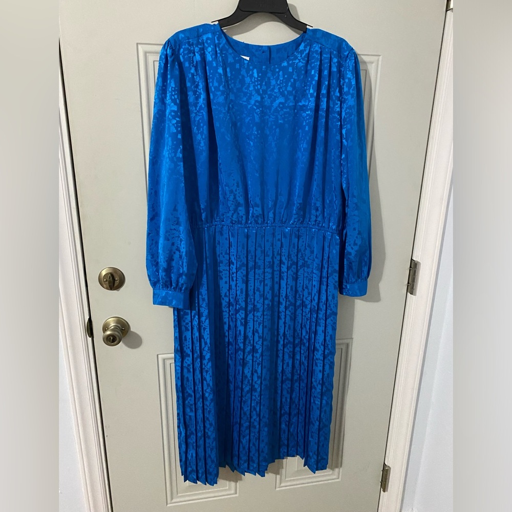 Maggy London by Jeannene Booher dress 14